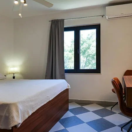 Sea View Zure Apartamento