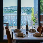 Διαμέρισμα Sea View Zure *
