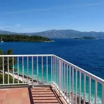 Sea View Zure